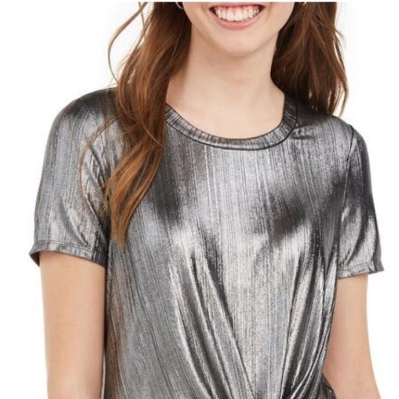 NWT Love Fire Juniors' Metallic Twist-Front Top Gray Size Large - Picture 2 of 3